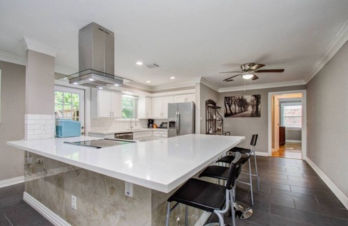 Garden Oaks House | Elegant 3BR 2BA - 10 min~Downtown & Galleria Houston