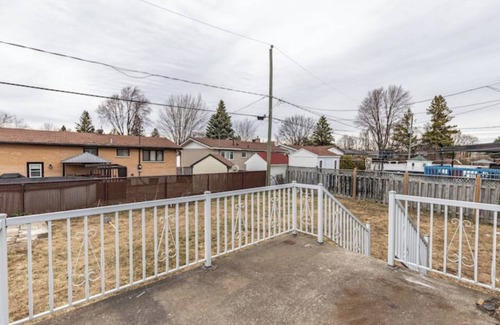 Brossard House | Elegant 4 bedroom modern house