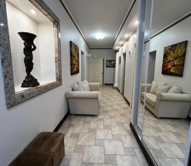 Kesklinn Apartment | Elegant 5 bedr apartment with sauna in the centre, near Viru and Old Town, with private parking