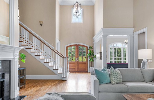 Fletcher House | Elegant 8BR Oasis: Pool, Cinema, 18 min to Asheville