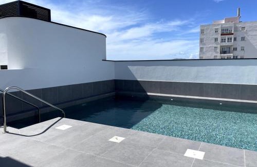 Tarifa Apartment | Elegant apartment, central, pool and parking