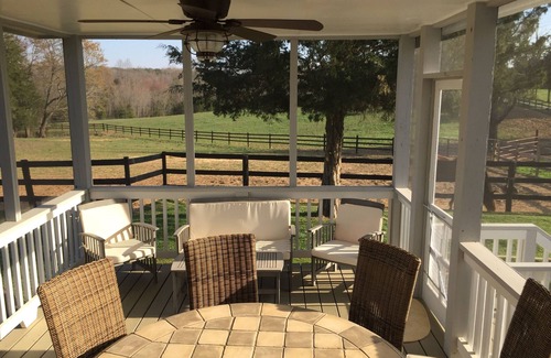 Gordonsville Cottage | Elegant Cottage on 600 Acre Horse & Livestock Farm