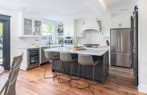 Harleston Village House | Elegant End-unit Townhouse in Historic Charleston