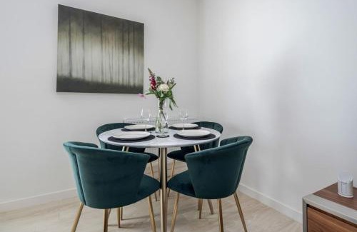 Epsom Apartment | Elegant Epsom Modern Apartment