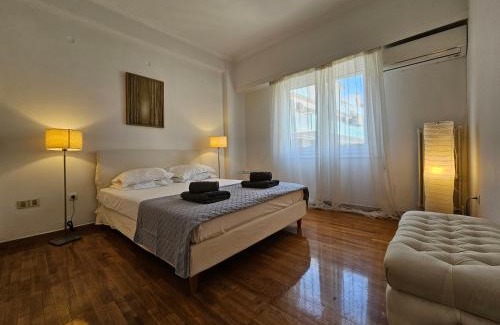 Ampelokipoi Apartment | Elegant Experience Stay - Athens Town