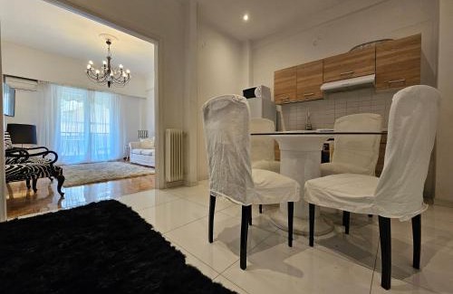 Ampelokipoi Apartment | Elegant Experience Stay - Athens Town