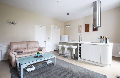Clifton Apartment | Elegant Georgian Apartment Near Clifton Village