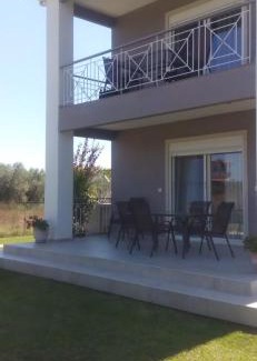 Ormos Panagias Apartment | Elegant house