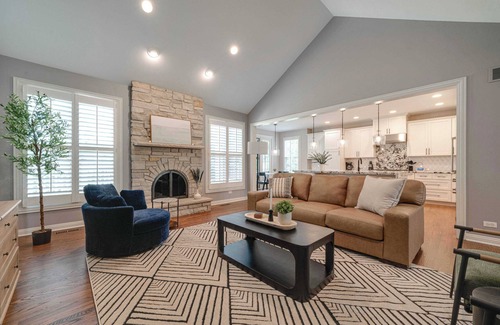 Grayslake House | Elegant Libertyville Estate-4,000+ Sq Ft|Game Room |Smart Tech|Gated Com #42189