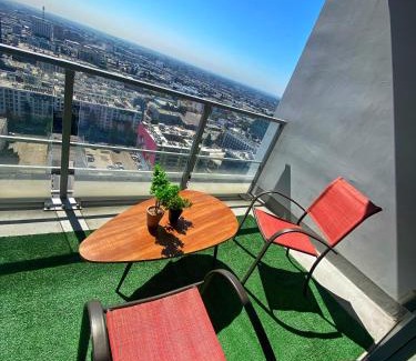 Vernon Hotel | Elegant Luxury 1 Bedroom studio in Downtown LA