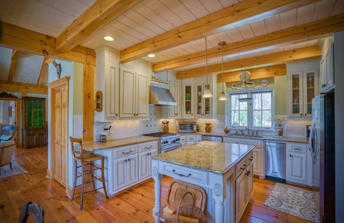 Mill Spring Cabin | Elegant Mountain Escape: 3BR with Fireplace & Views