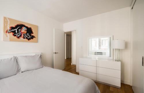 Lincoln Square Apartment | Elegant One Bed Apartment At Columbus