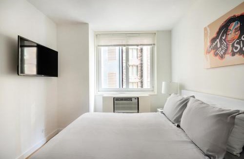 Lincoln Square Apartment | Elegant One Bed Apartment At Columbus