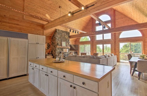 Harrison House | Elegant & Quiet Maine Escape w/Sauna & Deck!