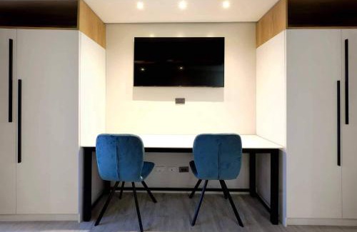Bacolod Apartment | Elegant studio six in Bacolod across Ayala Mall