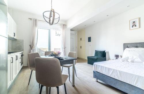 Agios Dimitrios Apartment | Elegant Suite 1 near the Beach