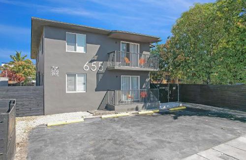 Allapattah Apartment | Elegant Wynwood Flats