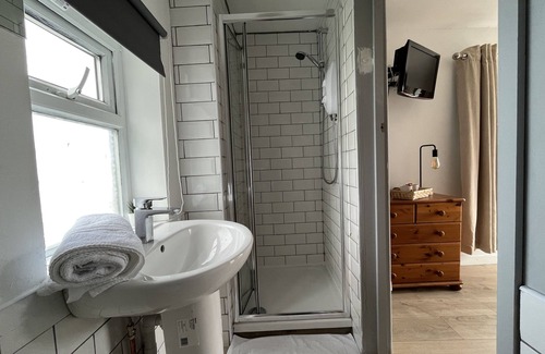 Newquay House | Elemental Surf Lodge