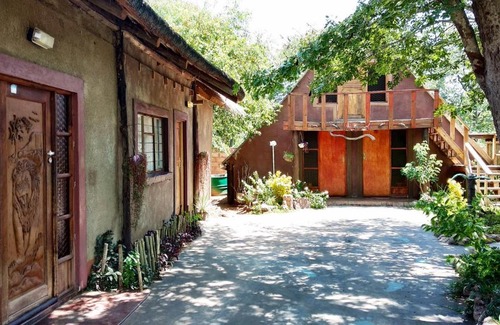 Kasane House | Elephant Trail Guesthouse and Backpackers