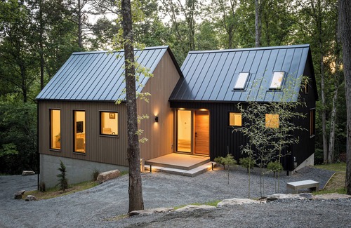 Weaverville House | Elevated Forest Retreat: 1BR Near Asheville
