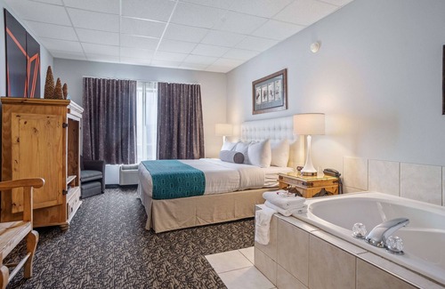 Rapid City Hotel | Elevation Inn & Suites, Trademark Collection by Wyndham