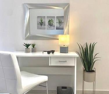 Limni Apartment | Elia Room & Garden II (new entry)