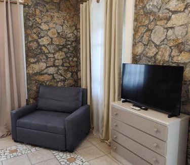Plomari Apartment | Elia Village by Irida Iris Group