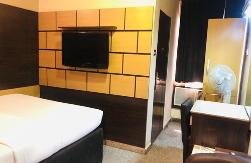 Lagos Hotel | Elicris Place