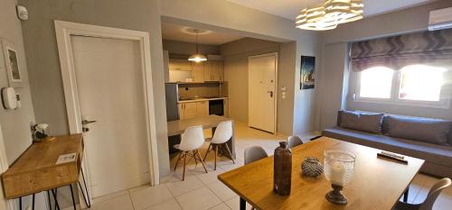 Flogita Apartment | ELINOR on the beach