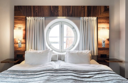 Central Stockholm Hotel | Elite Hotel Marina Tower, Spa & Resort