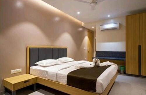 Kolhapur Hotel | Elite Inn, Kolhapur