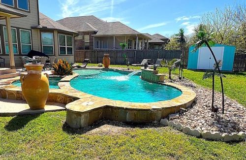 Lockhill Estates House | Elite Vacation Entertainment