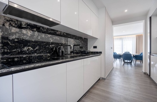 Bili brig Villa | Elite Villa- 5 Minutes to Beach