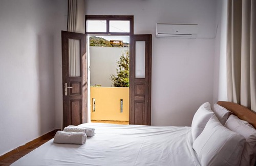 Mandraki Apartment | Elithas Central & Budget Stay