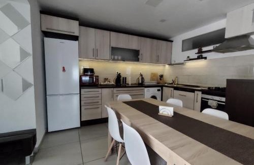 Balatonfuzfo Villa | Elizabeth Vendégház Balatonfűzfőn a Strandnál