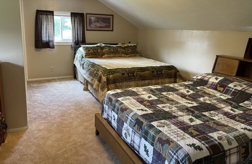 Benezette House | Elk Country, PA Wilds, Camp for Rent in Medix Run