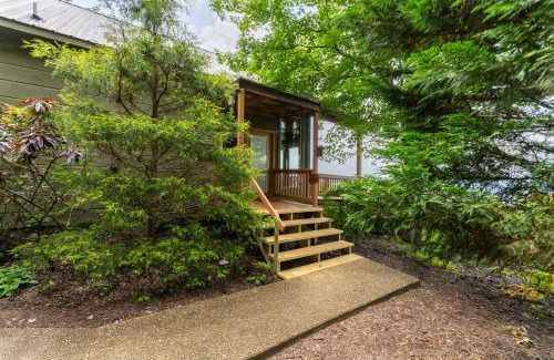 Bryant House | Elk Ridge with a private hot tub