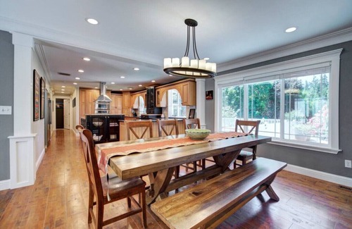 Fall City House | Elk Run - Beautiful House on a Stunning Property
