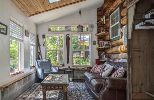 Packwood House | Elkhorn Lodge