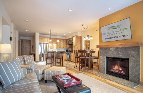 Elkhorn Village Condo | Elkhorn Springs Sanctuary - Pool/Hot Tub/Underground Parking