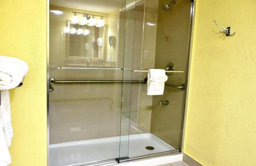 Elkton Hotel | Elkton Lodge - Newark - Elkton University Gateway