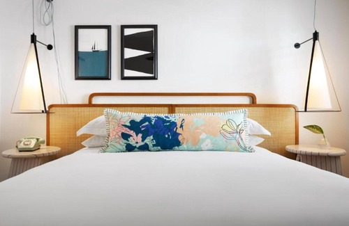 Old Town Hotel | Ella's Cottages - Key West Historic Inns