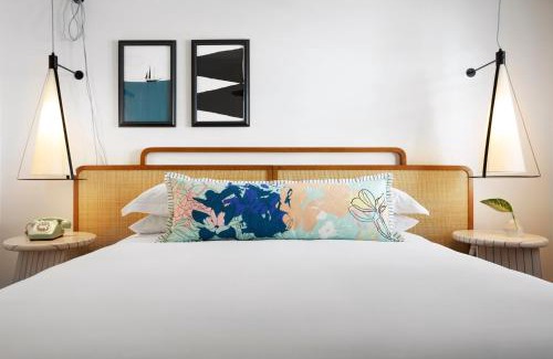 Downtown Hotel | Ella's Cottages - Key West Historic Inns
