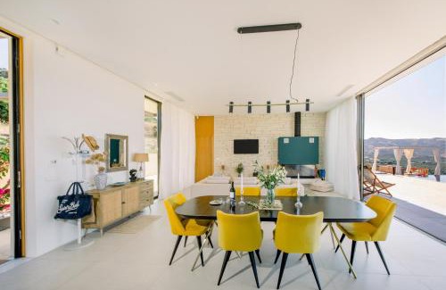 Kissamos Villa | Ellas Residence fantastic pool heated