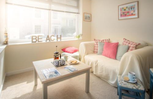New Quay House | Ellesmere New Quay