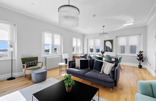 Plymouth House | Elliott Terrace by Pureserviced.