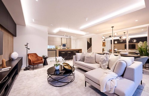 Greater Johannesburg Metropolitan Area Apartment | Ellipse Executive Apartments
