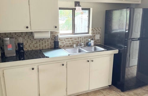 Grand Junction House | Elm Extended Stay Bungalow - 30 Day+ Stays!