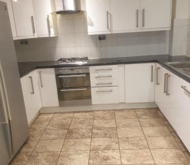 Elm Park House | Elm Park Home with Garden & Parking