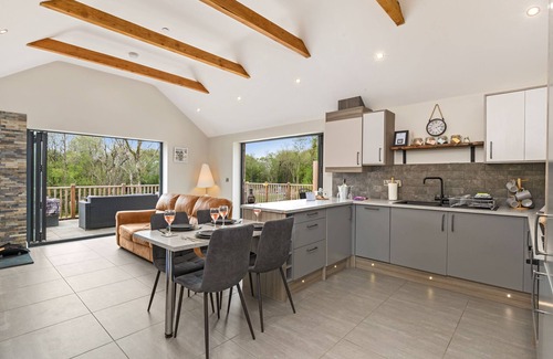 St. Florence Cottage | Elm Tree Cottage